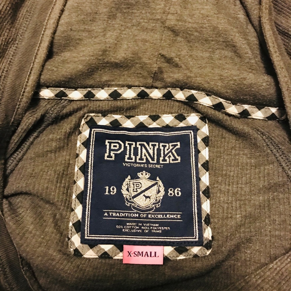 Victoria’s Secret Long Sleeve Shirt VS Hoodie Top - Picture 2 of 5